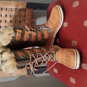 Sorel Joan D' Arctic boots